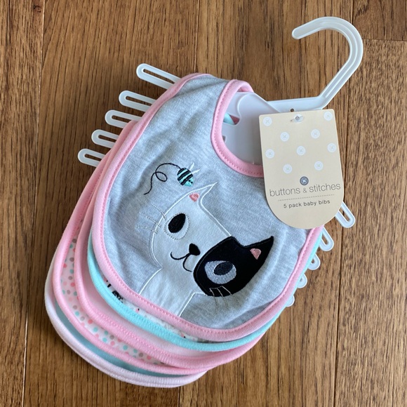 🌼3 for $20🌼 NWT baby girl bib set - Picture 1 of 2
